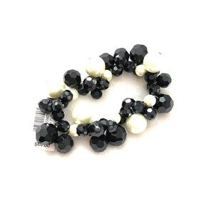 ⚡️SALE⚡️Black & White Bead Stretch Bracelet - NWT